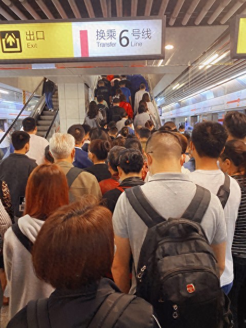 廣州限行升級(jí) 粵A單雙號(hào) 粵B外地車牌禁入_限行