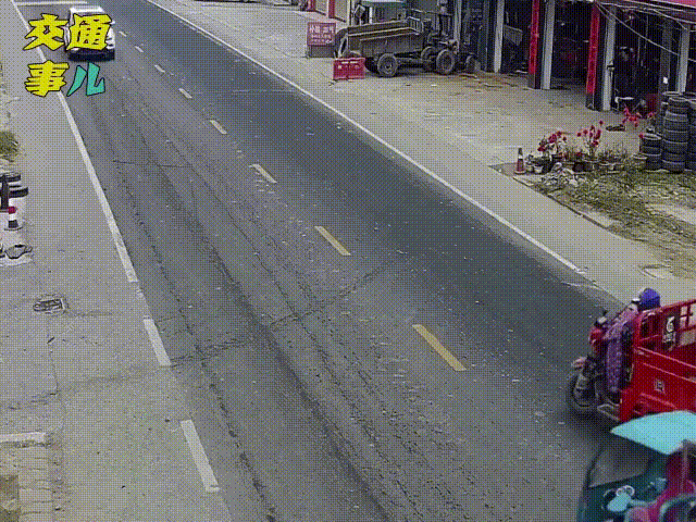 出行提示_農(nóng)用車非法載人危害_農(nóng)用車貨運安全