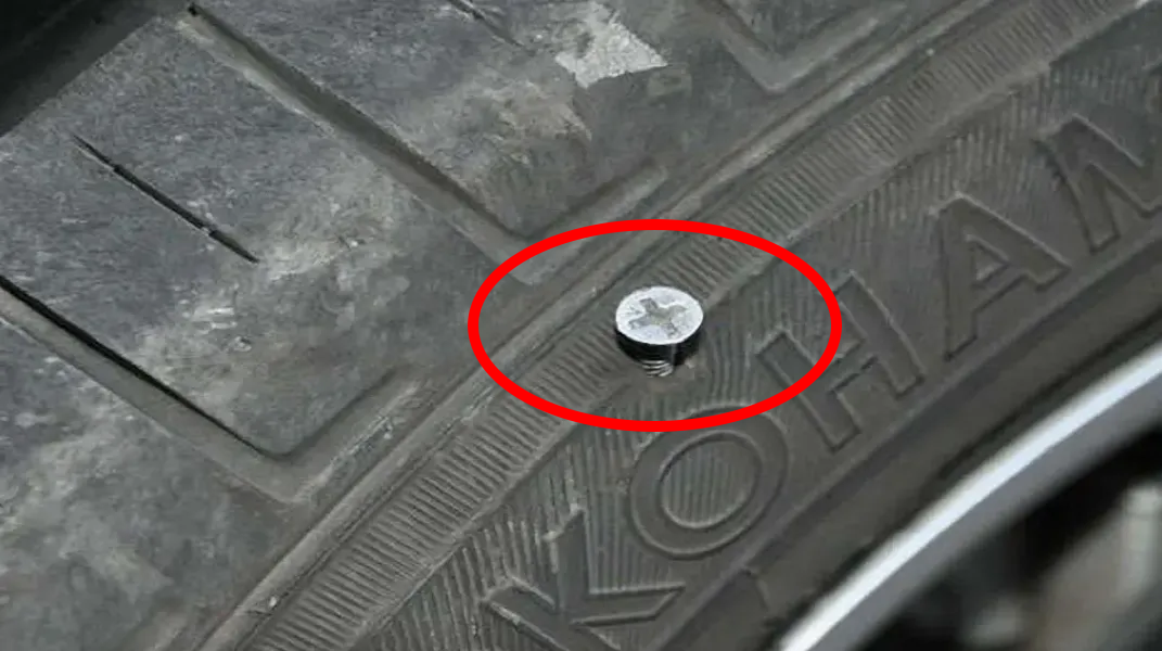 出行提示_雪天行車安全注意事項_開車前繞車一周