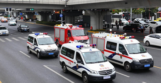 北京市工作日高峰時段區(qū)域限行交通管理措施_限行_2025年北京市車牌尾號限行規(guī)定