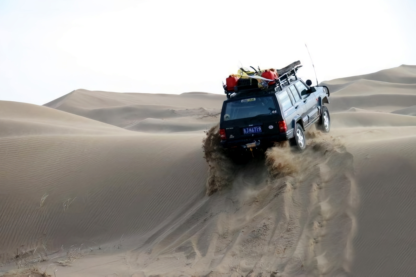 越野駕駛技巧_路況_低速通過碎石路